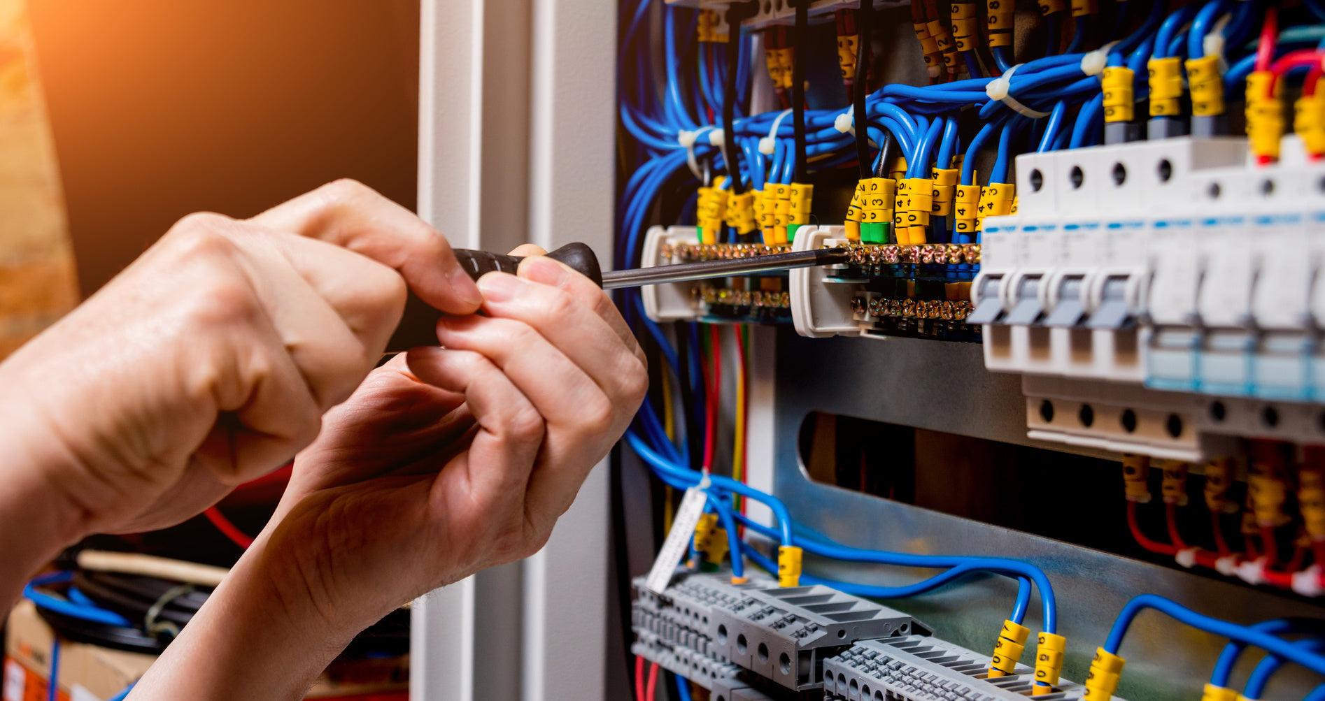Electricians On Oahu